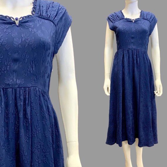 1940s crepe dress - image 1