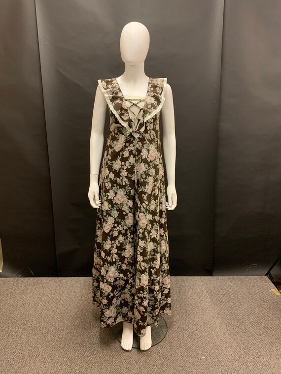Cute 1970s maxi dress