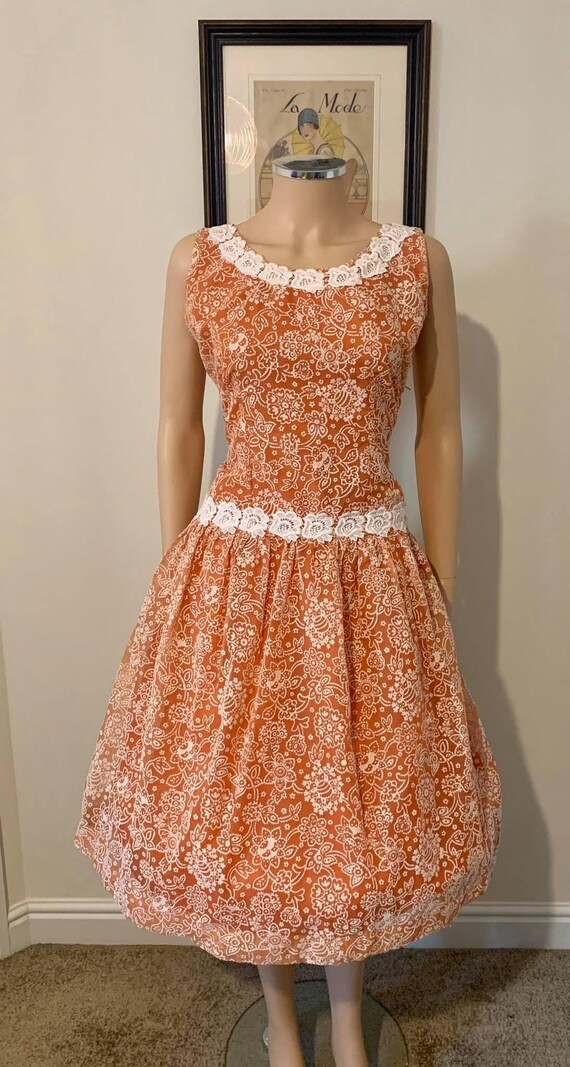 Pretty 1950s flocked dress
