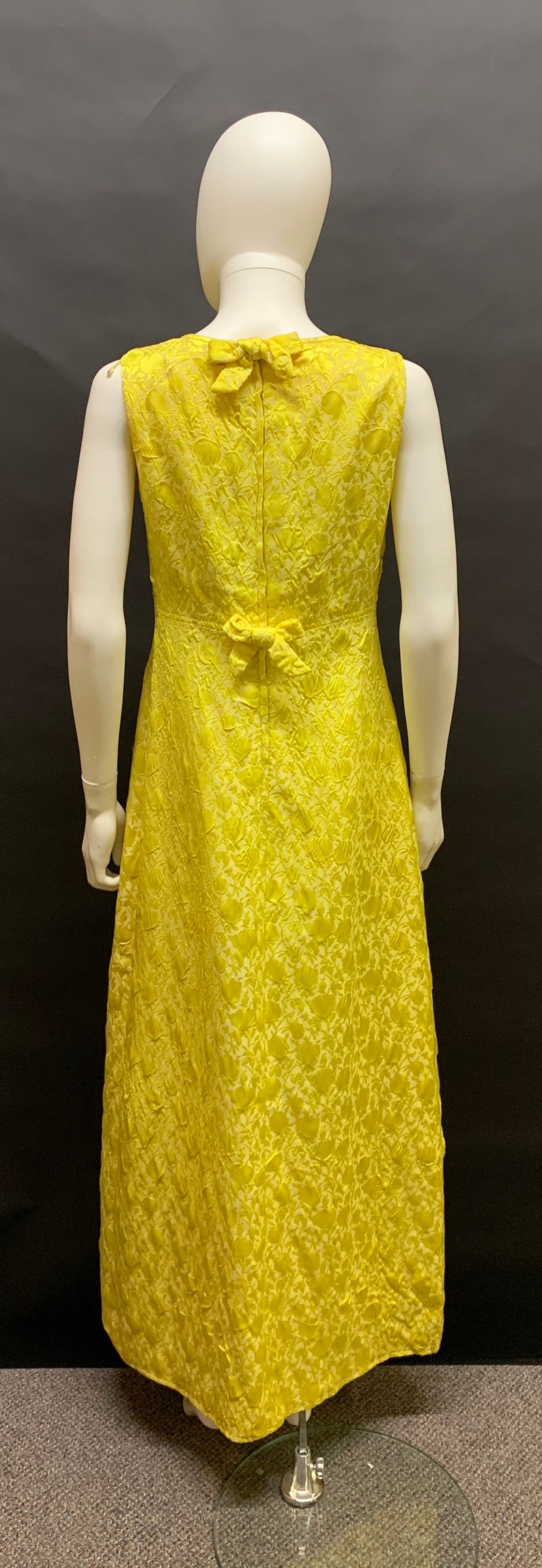 Beautiful 1960s formal gown party dress image 7