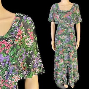 1970s Floral Print Maxi Dress with Cape Sleeves