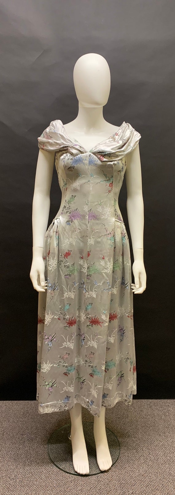 Early 50’s satin gown