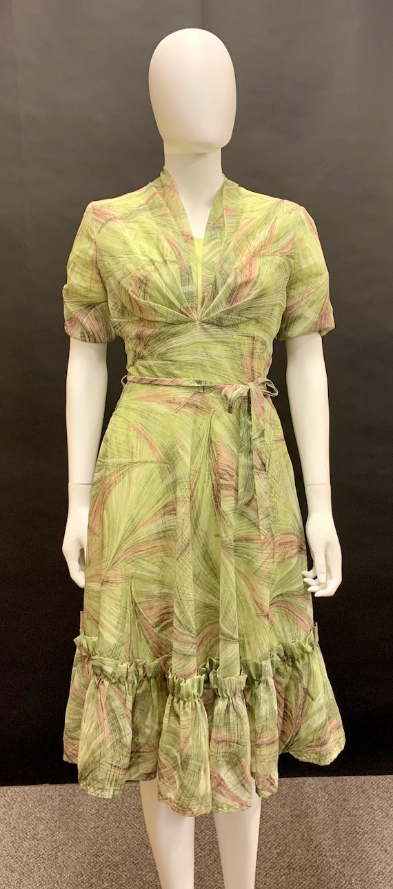 1940s nylon day dress