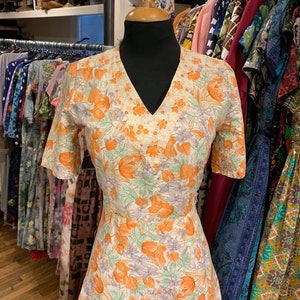 1970s does 30’s Floral Cotton Day Dress ( 34” bust )
