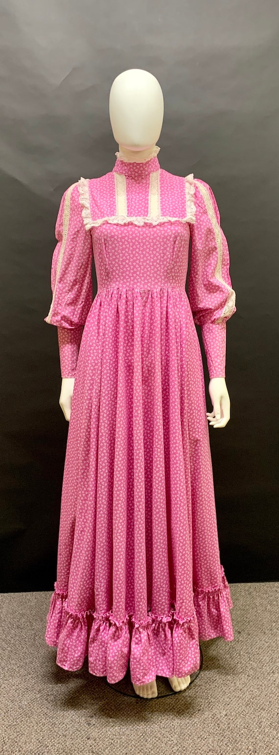 Gorgeous 1970s “Laura Ashley” prairie dress