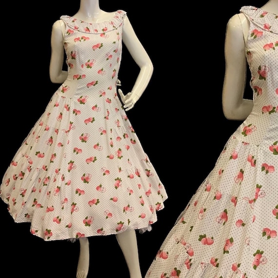 Beautiful floppy cotton Novelty print 1950’s dress