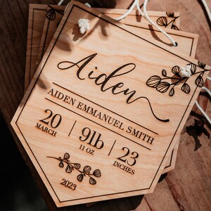Personalized Baby Birth Announcement Sign – Custom Engraved Wooden Doorknob Hanger – Newborn Gift for Boys & Girls, Baby Birth Stats Sign