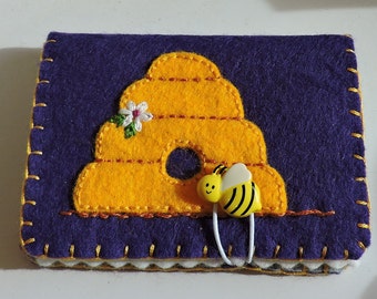 Busy Beehive Needlebook