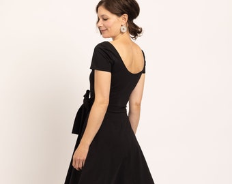 Rosalie dress with bow, circle skirt and back cutout made of cotton jersey