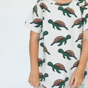 Turtle Kids T-shirt Printed Boy Clothing Green Turtle Shirt Organic Scandinvian Top Baby Toddler Matching Long Length T-shirt image 2