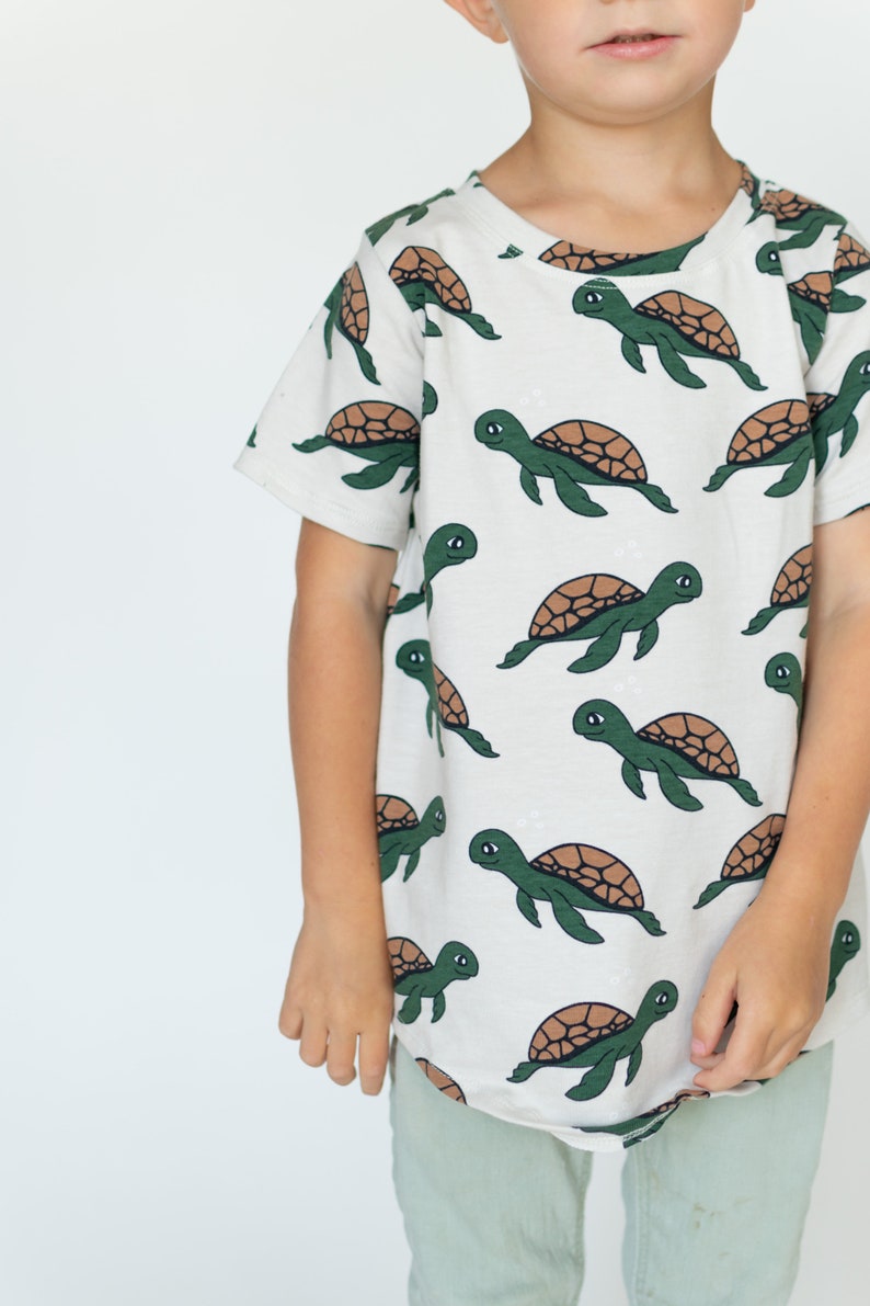 Turtle Kids T-shirt Printed Boy Clothing Green Turtle Shirt Organic Scandinvian Top Baby Toddler Matching Long Length T-shirt image 2