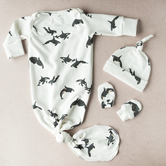 Baby gown best sale with mittens