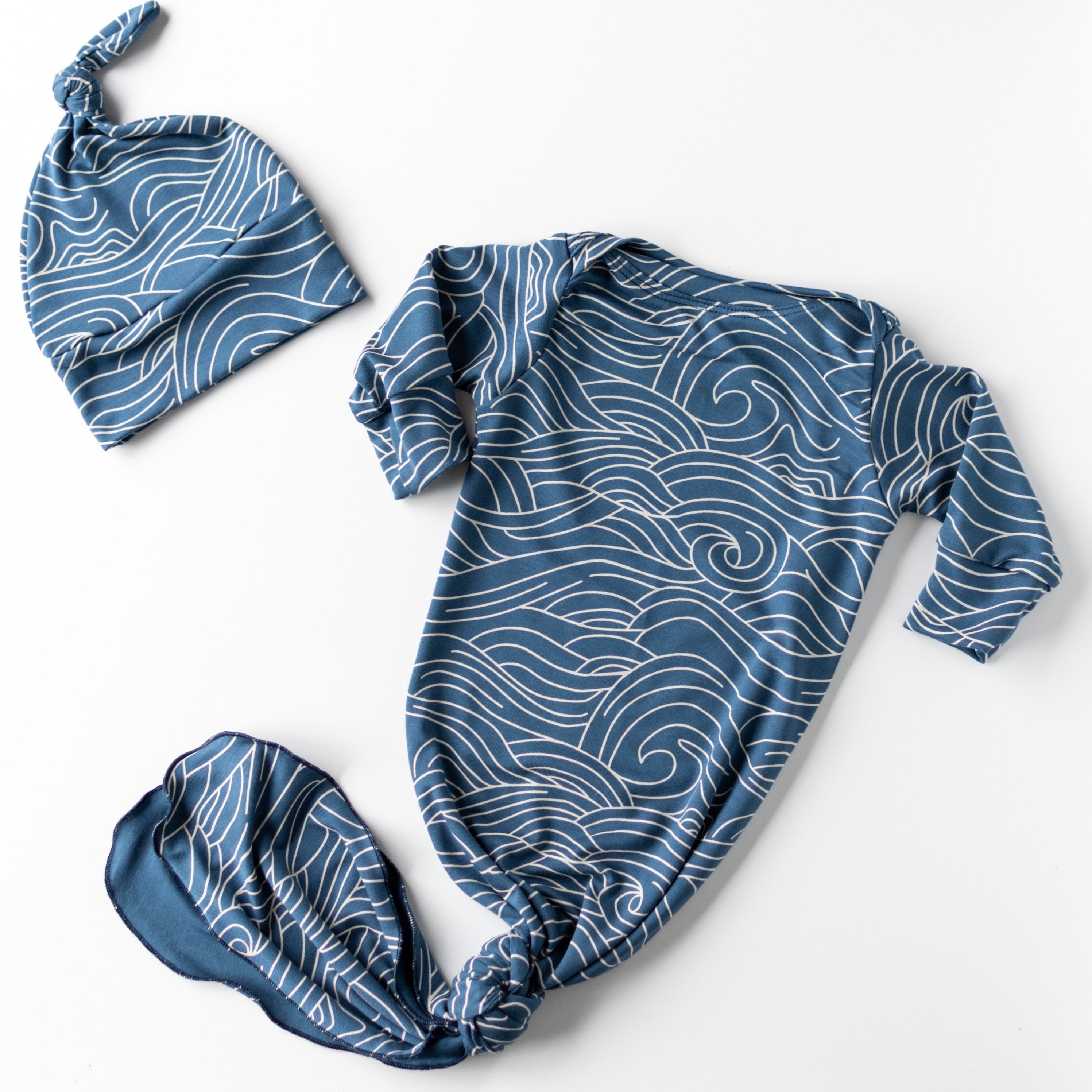 Newborn Bamboo Knotted Gown and Hat Set 