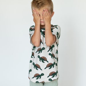 Turtle Kids T-shirt Printed Boy Clothing Green Turtle Shirt Organic Scandinvian Top Baby Toddler Matching Long Length T-shirt image 3