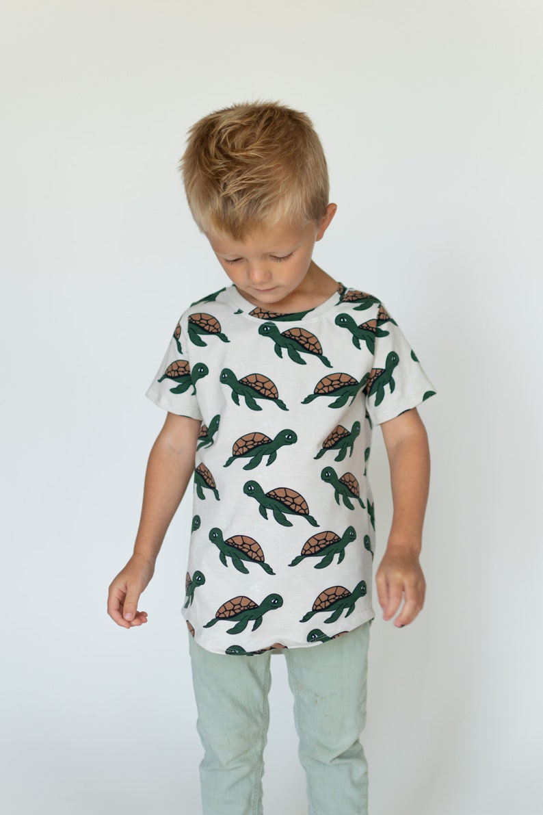 Turtle Kids T-shirt Printed Boy Clothing Green Turtle Shirt Organic Scandinvian Top Baby Toddler Matching Long Length T-shirt image 4