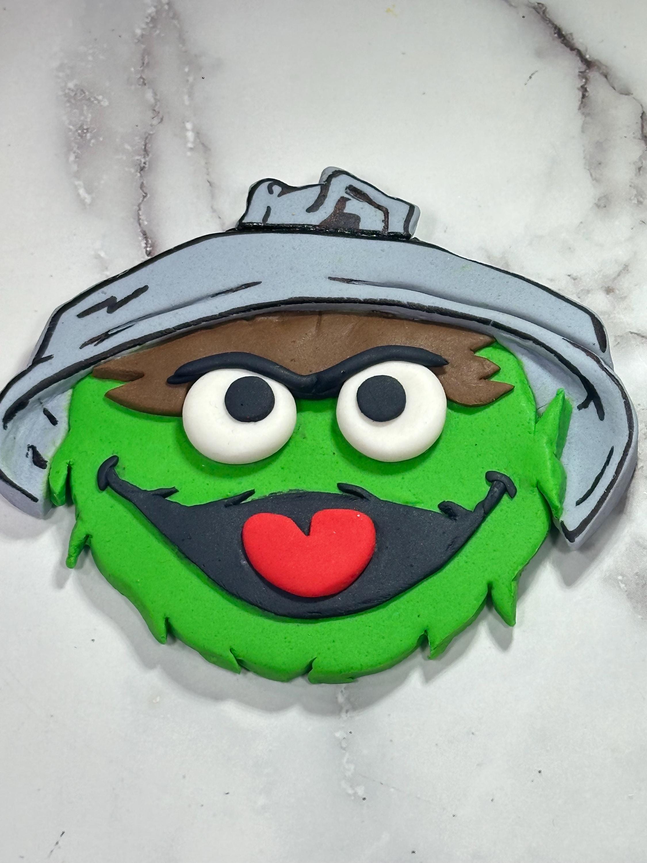 2D Elmo, Cookie Monster, Abby & More – Handmade Fondant Toppers ...