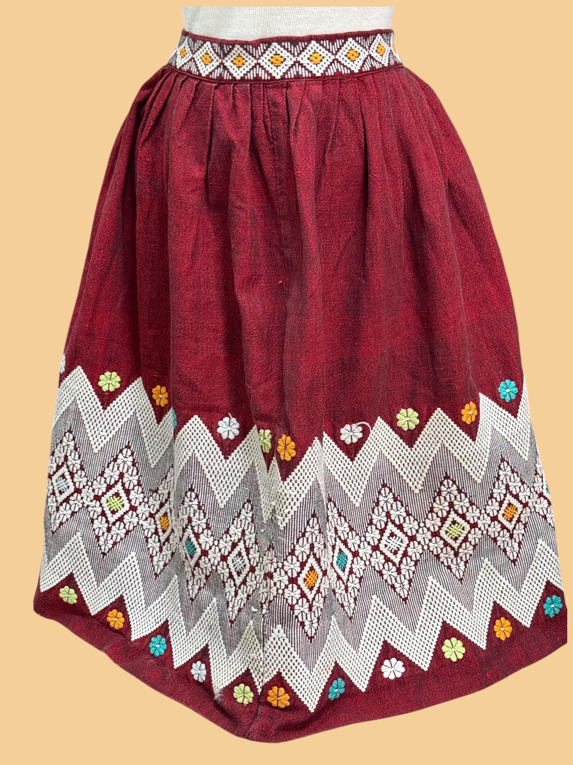スカート vintage Guatemala hand stitch skirt Vintage 1950s Embroidered Guatemalan Skirt | Barn Owl