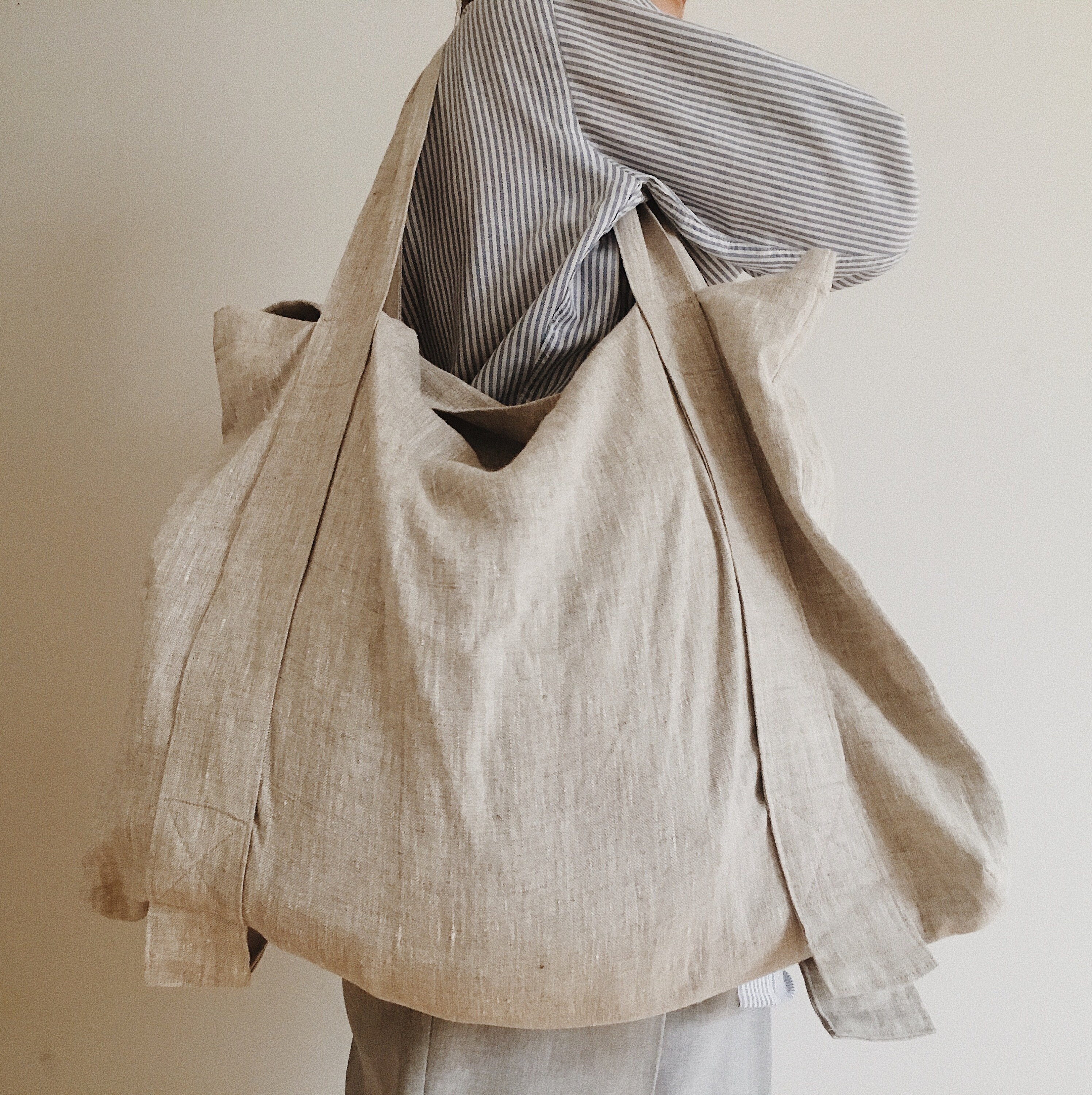 White linen shop bag