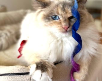 Espirales de fieltro para gatos hechas a mano, espirales de fieltro, juguete para gatos, cintas de fieltro de lana y espirales