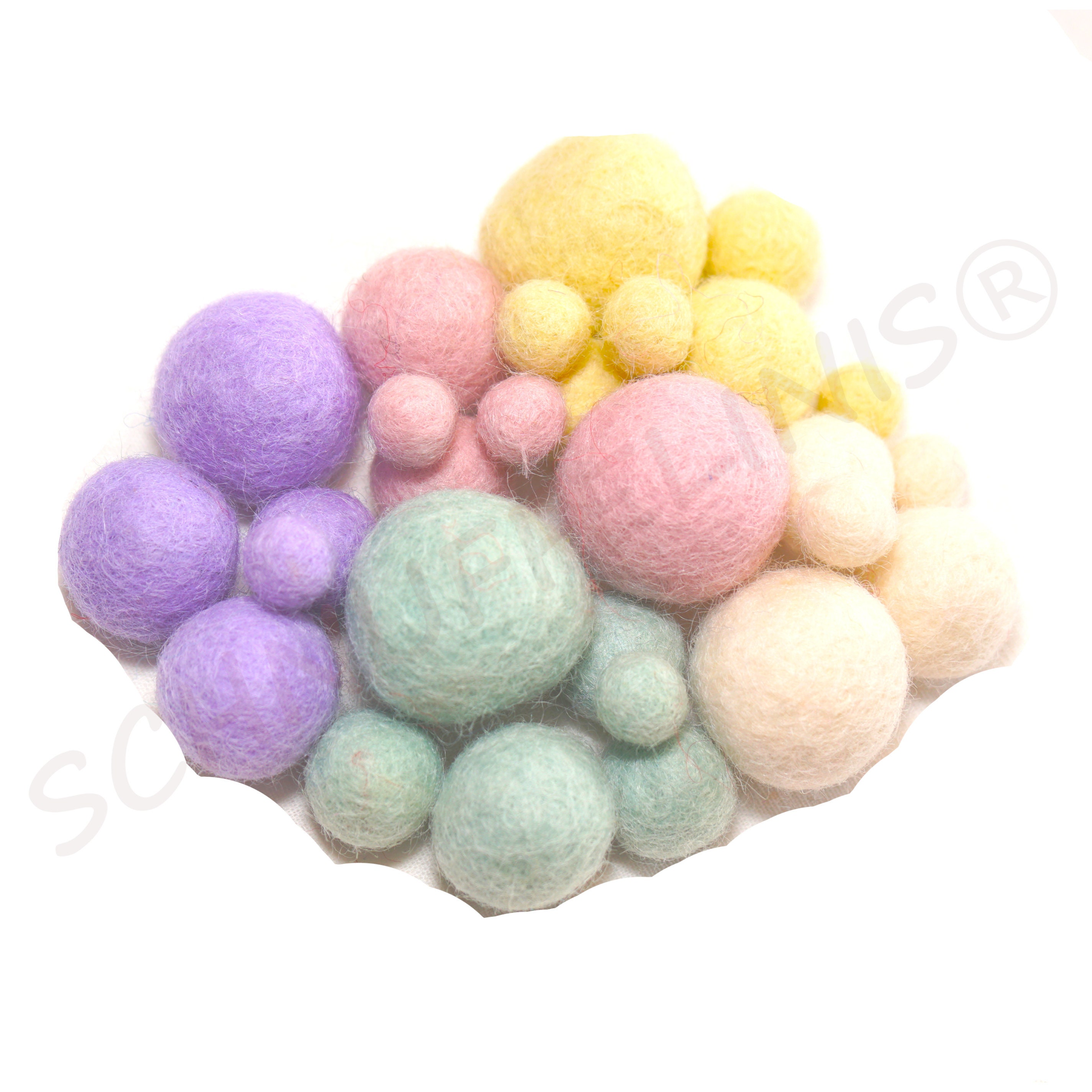 50 Perles Boules En Feutrine Naturelle - Diamètre 1,5 Cm - Couleur Fushia - Artisanat Népal