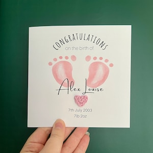 Félicitations pour la naissance de votre nouveau bébé fille, carte Un nouveau bébé fille, carte C'est une fille, carte de statistiques de naissance avec coeur rose au crochet