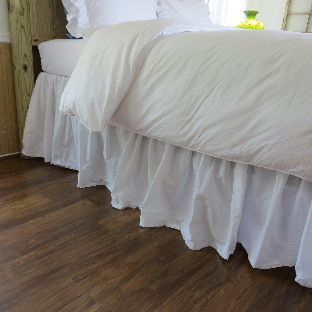 Ruffled Dust Ruffle/gathered White Dust Ruffle/easy on Dust Ruffle