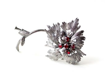 1960er Jahre Französische Sterling Silber Blumen-Brosche rot facettierter Kristall Markenzeichen