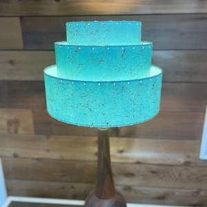 Mid Century Style 3 Tier Fiberglas Lampenschirm Retro Modern 15x11 Pagode Sea Foam / Gold