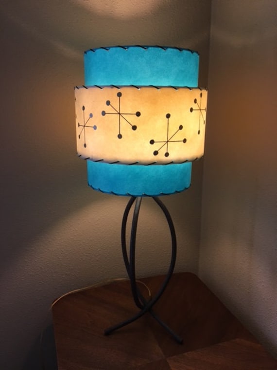 Vintage Mid Century Style Fiberglass Lamp Shade Modern Stunning Mid Century Lamp Atomic Vintage Front Page | Mid