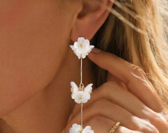 White Flower Dangle Earrings, Gold Floral Bridal Jewelry, Lightweight Romantic Drop