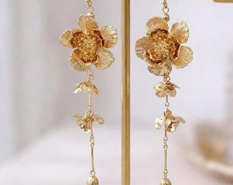 Gold Floral Dangle Earrings, Bridal Wedding Jewelry, Romantic Statement Drop Earrings