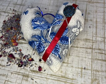 Lavender & Rose Petals Heart Sachet Blue Flowers "Vienne"