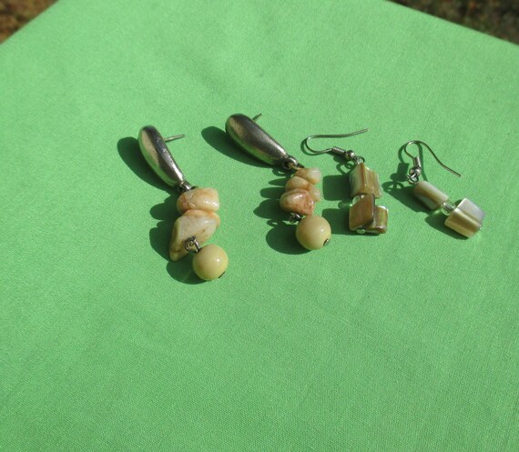 Shell & Stone Chip Dangling Pierced Earrings - image 2