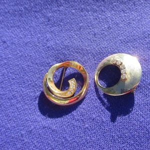 Lot of Circular Rhinestone Brooch&#39;s