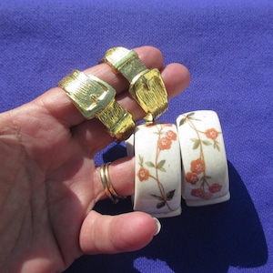Set of Two Mikasa Japan Ceramic Napkin Rings Plus Metal Buckle Shaped Napkins Rings, TLC Chips, Flaking