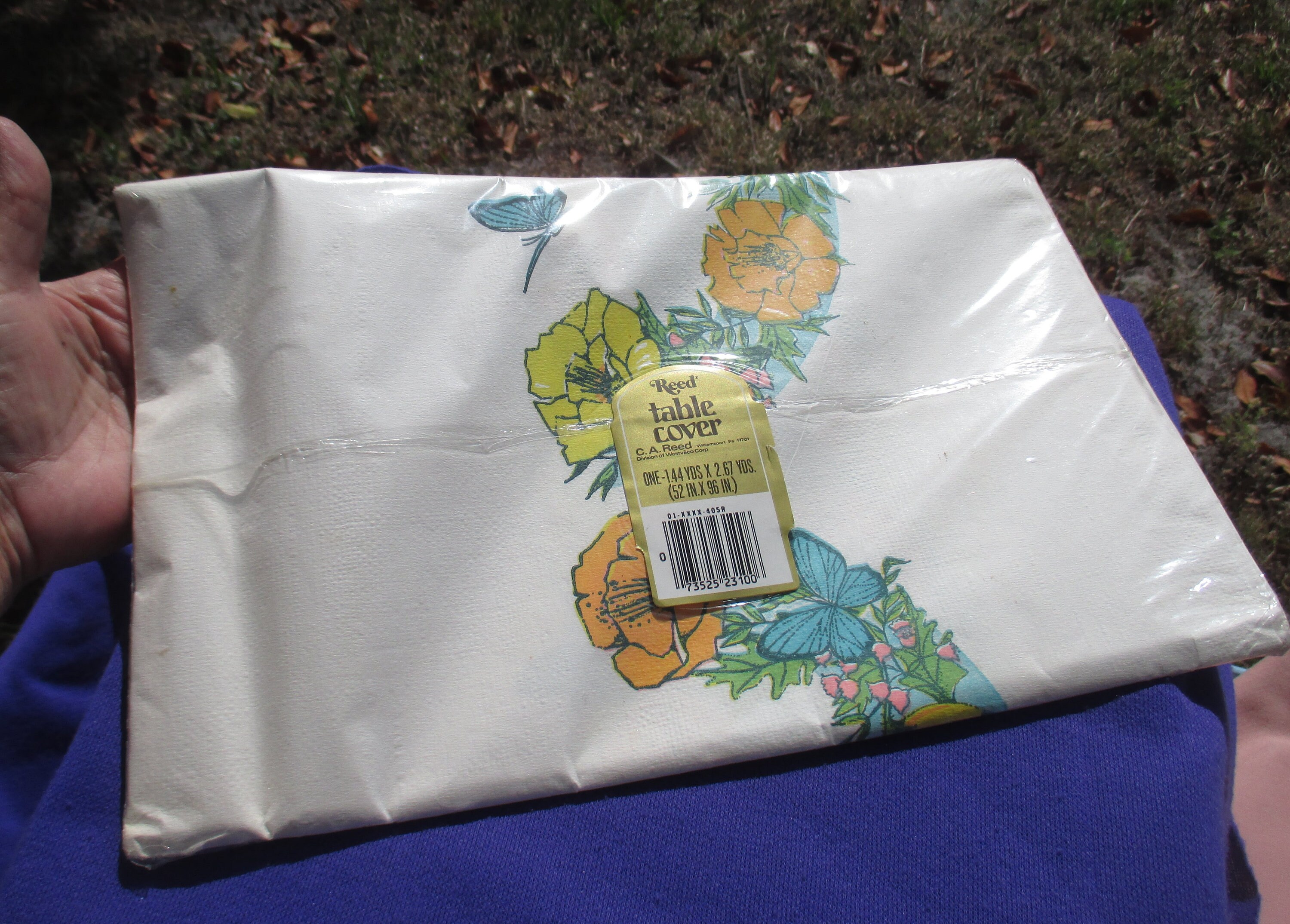 Vintage Reed Flower Butterfly Paper Table Cover