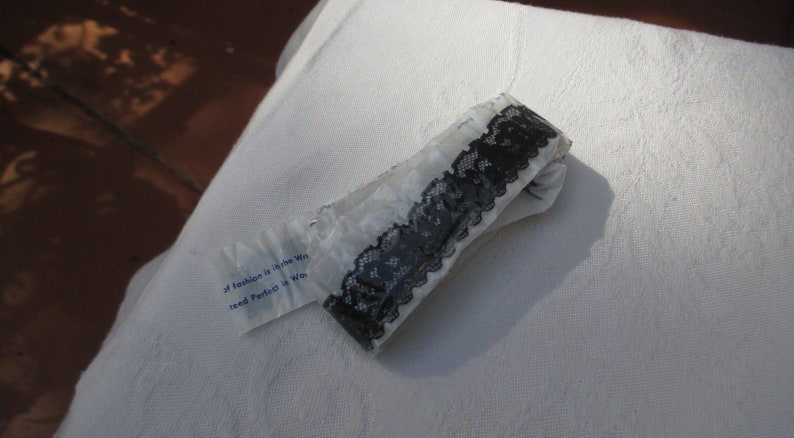 Wright/'s Black Lace Trim