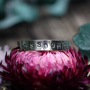 SSDGM Ring with Ferns - Made to Order - My Favorite Murder Sterling Silver Stackable Ring Band - Murderino True Crime Podcast Ring Jewelry