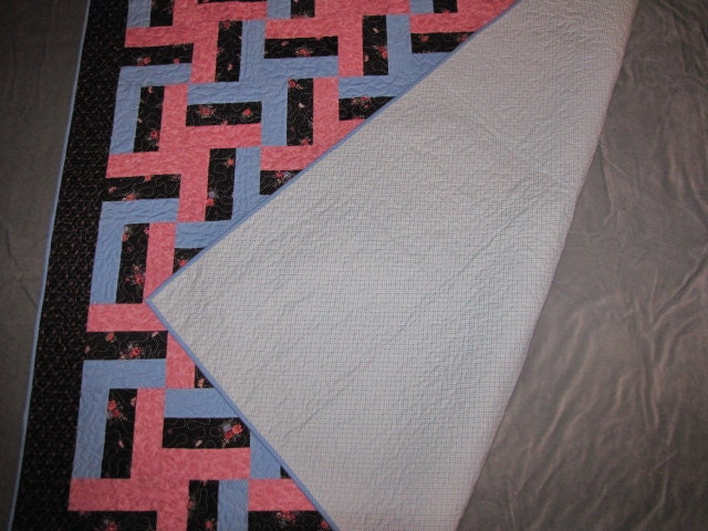 Traditional Split Rail Fence Lap Quilt in Rose, Dusty Blue and Black - Etsy