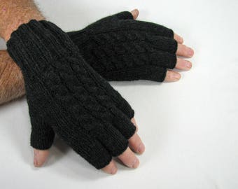 Mérinos/Alpaga Taille Homme L ou M, Gants demi-doigts câblés Noir anthracite, Gants textos tricotés à la main Doux et chaud, Cadeau de la fête des Pères sous 45,00