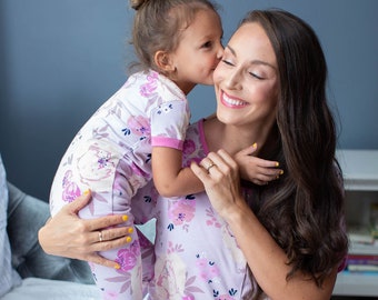 Anais Still-Mama-Pyjamas und passendes Mädchen-Tochter-Pyjama-Set - By Baby Be Mine Mutterschafts- / Familien-Matching / Babypartygeschenk