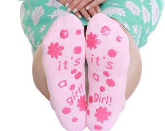 It's a girl! Pink Fun Labor Delivery Push Non Skid Hospital Socks For Mom To Be, Hospital Bag Must Have, Best Baby Shower Gift