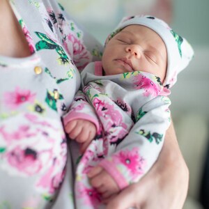 Maternity Delivery Labor Nursing Robe & Matching Baby Girl Coming Home Set / By Baby be Mine Maternity /3 PC Set Olivia Floral image 6