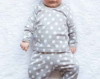 Gray Polka Dot Kraamverpleegkundige & bevallingsjurk Kleding Dameskleding Pyjamas & Badjassen Ziekenhuishemden 