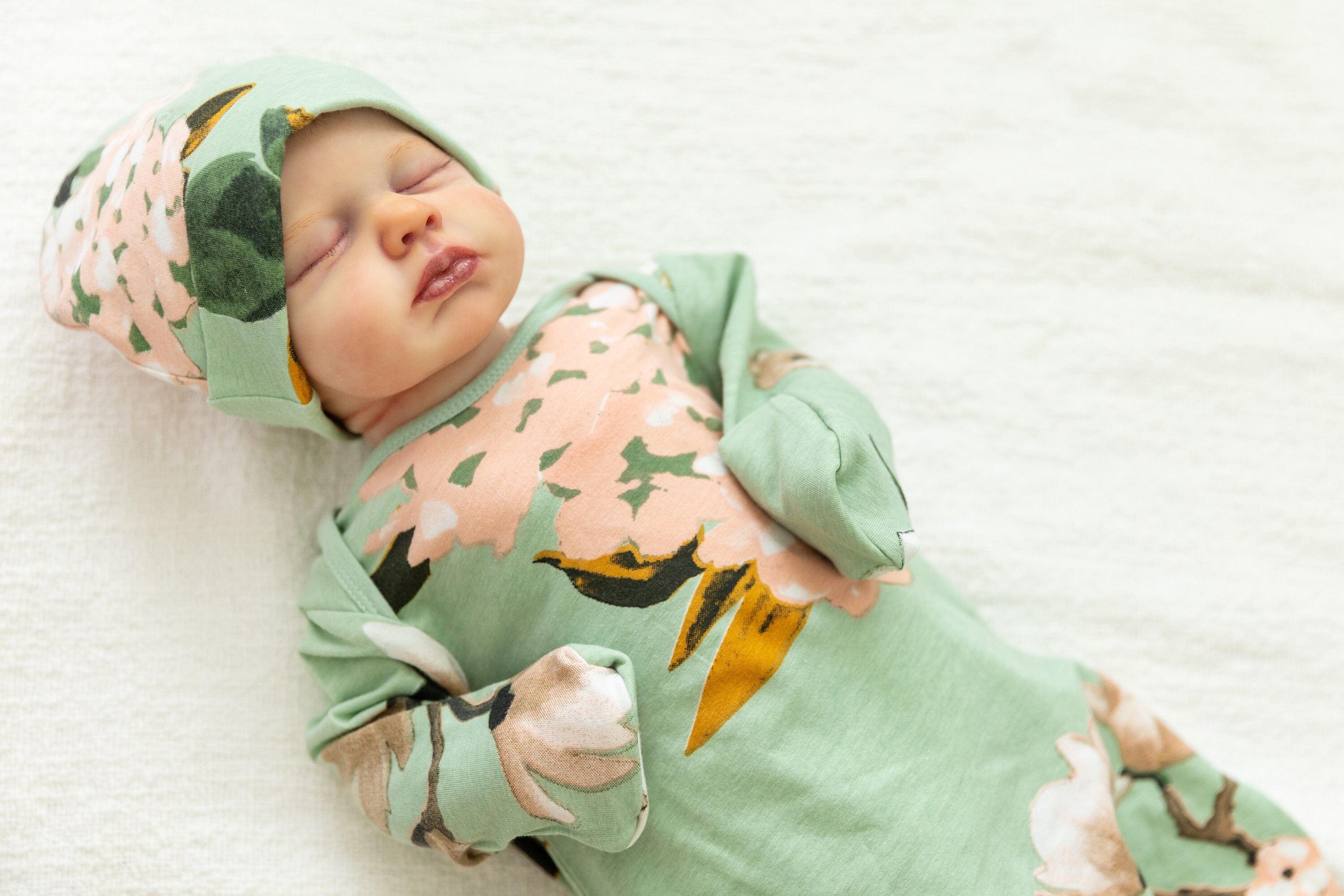 Baby Girl Receiving Gown and Newborn Hat Set / Baby Be Mine - Etsy Singapore