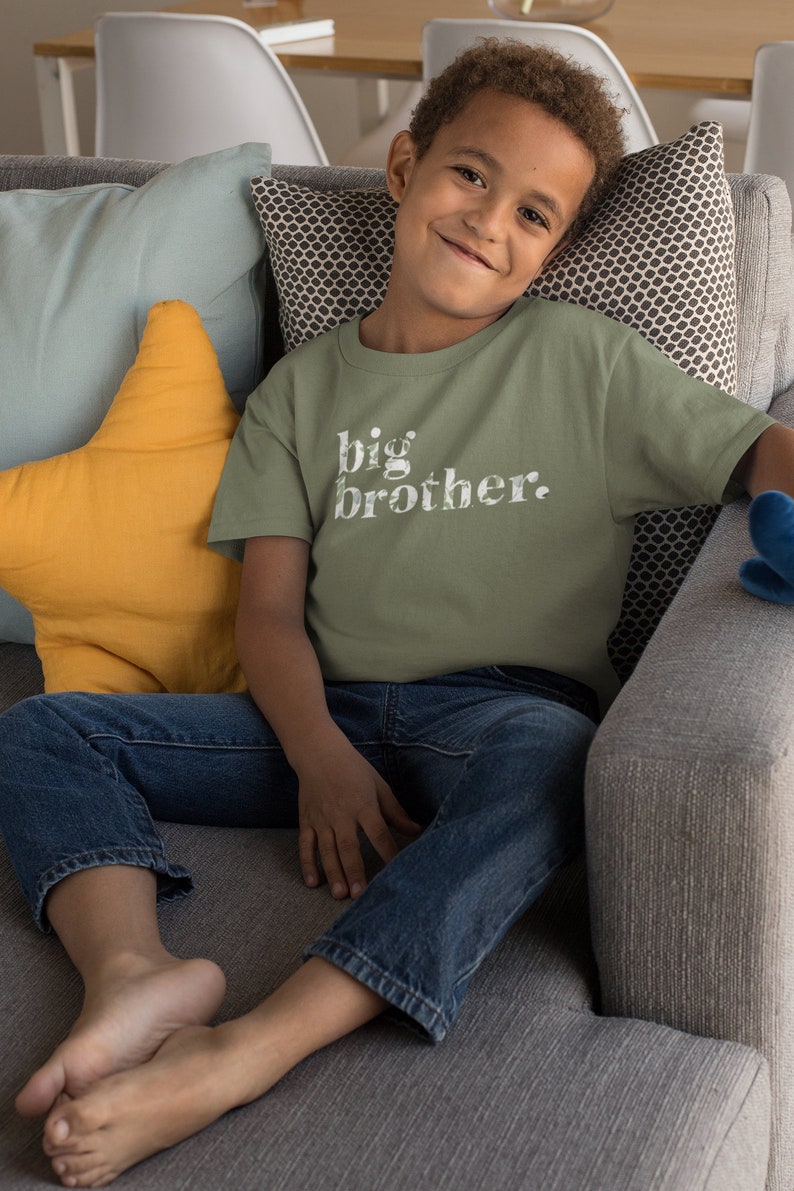 Big Brother Boy T-shirt /Baby Be Mine Maternity / Ready To Ship / Big Brother Gift / Baby Shower Gift / Matches Morgan Collection image 4
