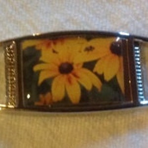 Yellow Daisy or Sunflower Paracord  Shoe lace charm of one (1) of your choice oval or rectangle