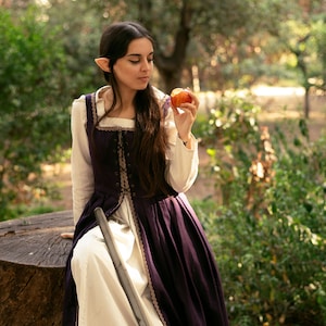 Medieval Linen Dress &quot;Agatha&quot; – Handmade Renaissance Gown for LARP, Fairycore, Cosplay and Weddings – Custom Colors & Sizes