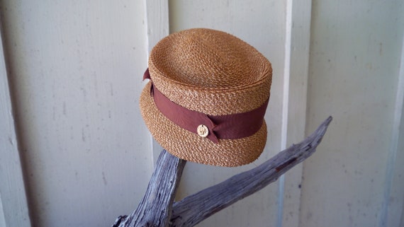 Small brim Straw Bucket Hat Vintage