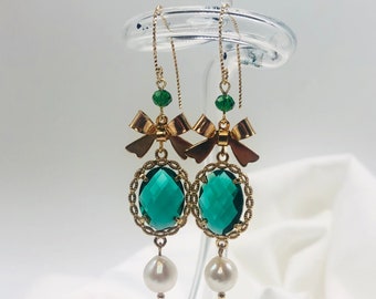 The Emerald City - Emerald Freshwater Pearl Earring, 18k Gold Plated, Lolita Jewelry, OOAK